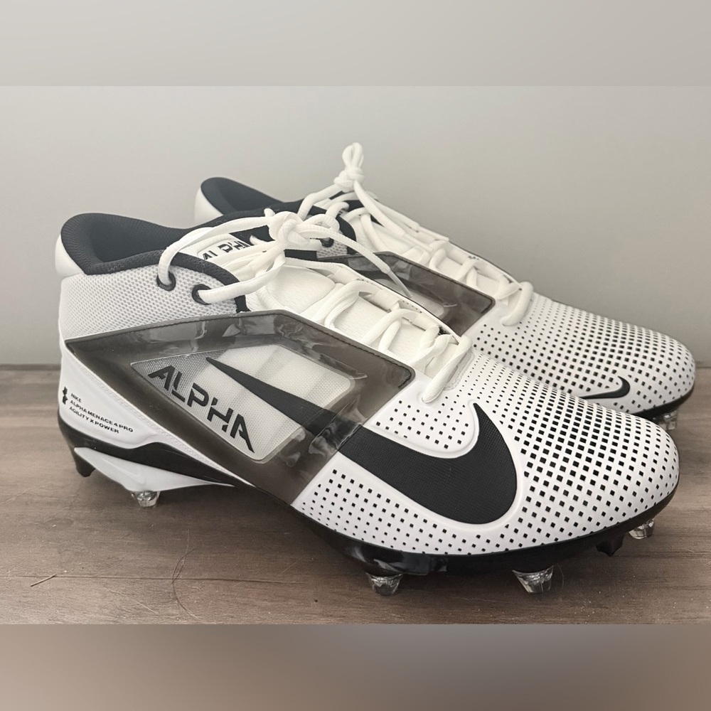Nike Alpha Menace Pro 4 TD Football Cleats